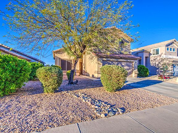 3rd image of 45768 W SHERIDAN Road