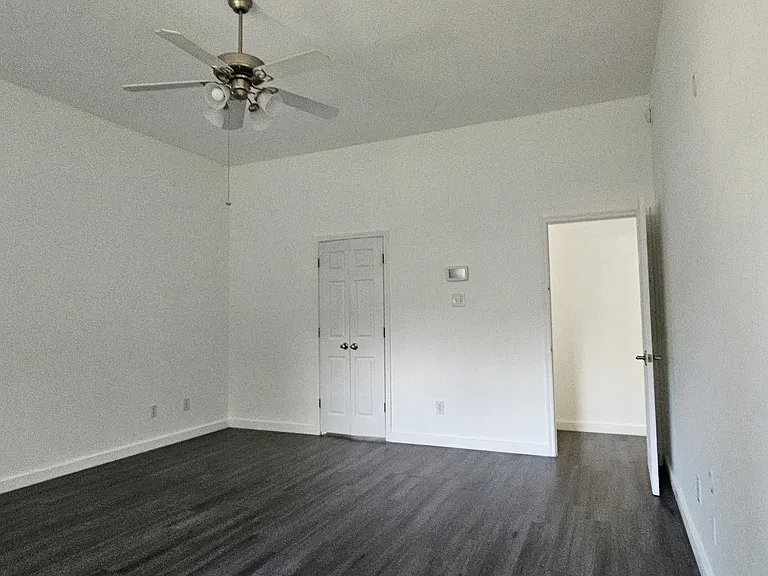 13403 Summer Villa Ln — Photo 23