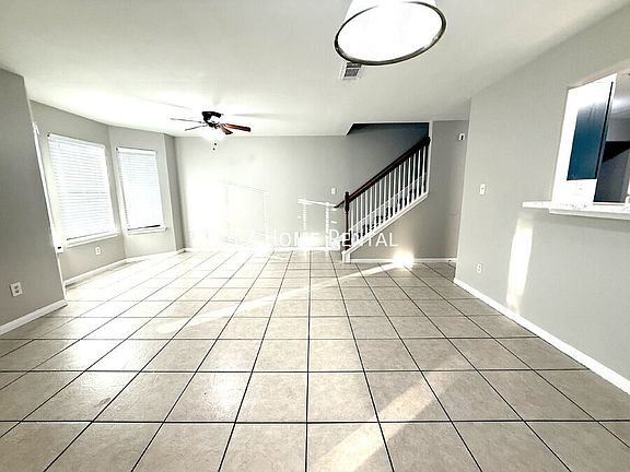 5th image of 3032 La Estancia Ln