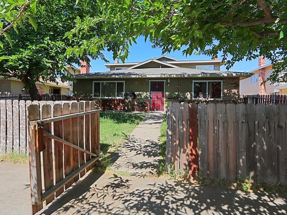 1st image of 76 Nedra Ct