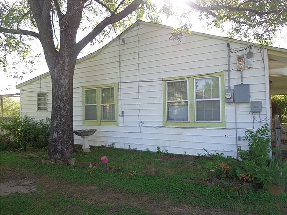 5th image of 2608 Vine St
