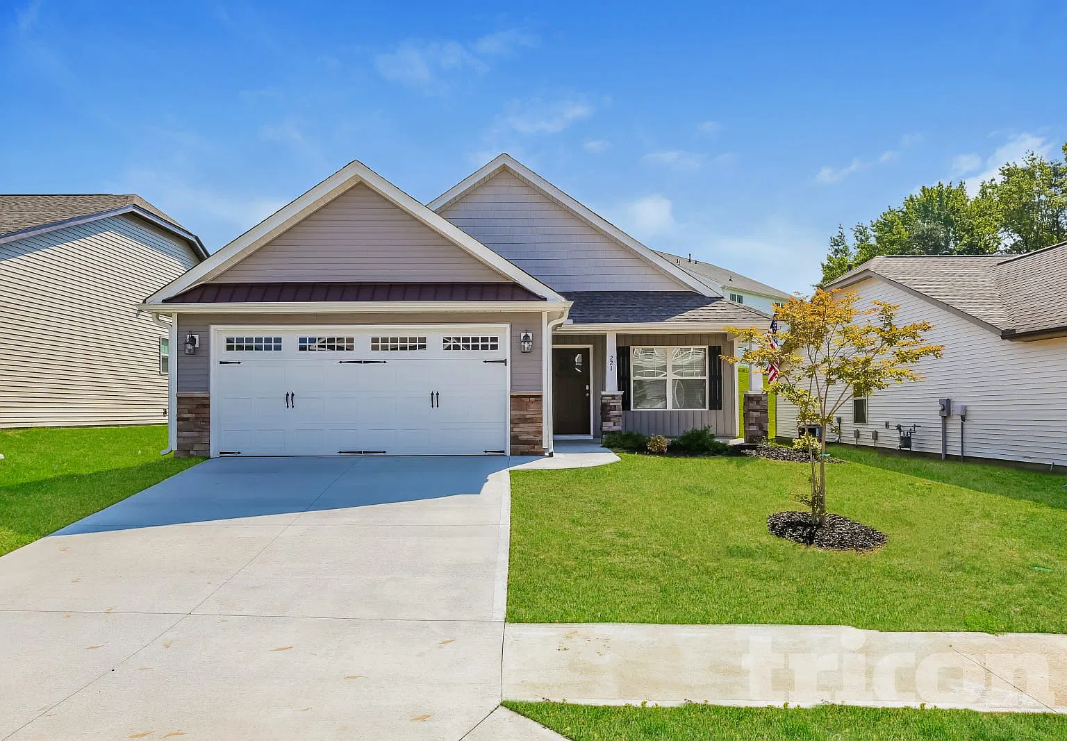 221 Everard Lane Greer SC — Photo 1