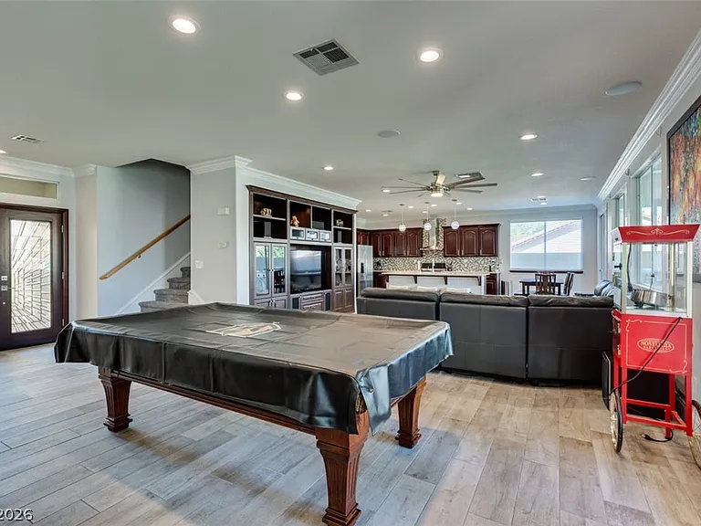 5056 Shadow Palm Ct — Photo 16