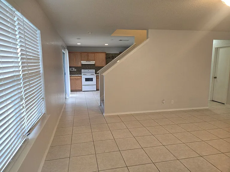 6515 Kestrel Ln — Photo 5