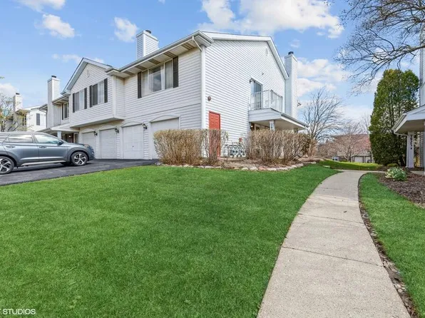 7921 Knottingham Cir APT D, Darien, IL 60561