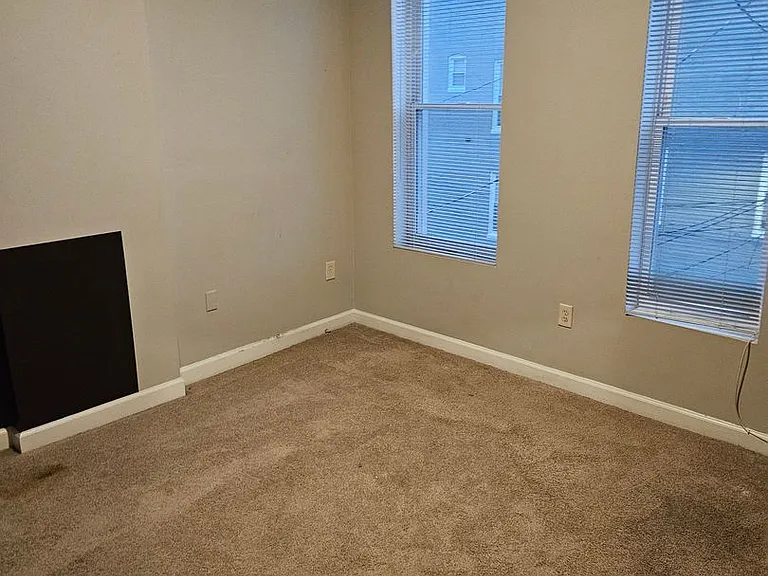 1806 N Calvert St — Photo 7
