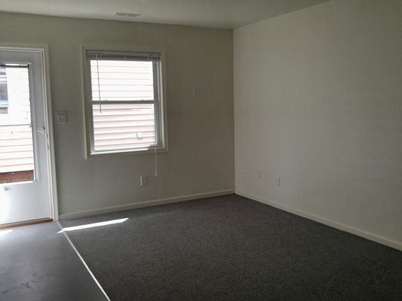 3rd image of 863 43rd St #B