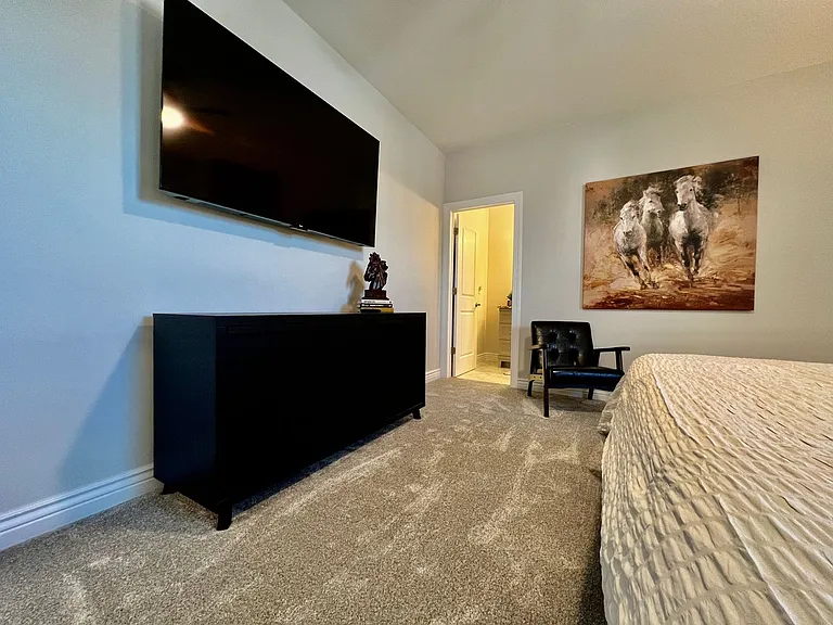 4827 Granada Ct — Photo 39