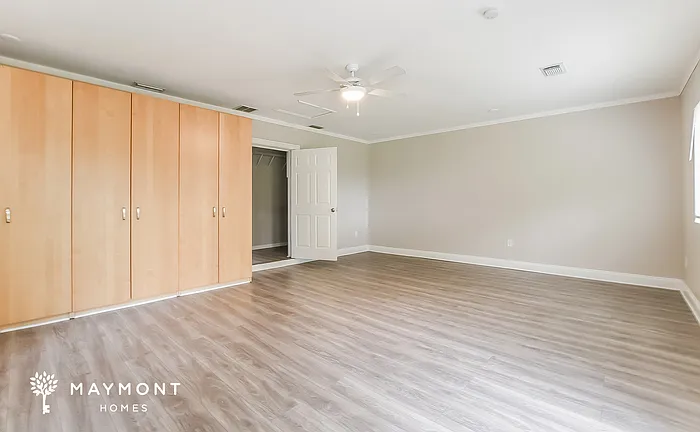 705 Maple Ave — Photo 6