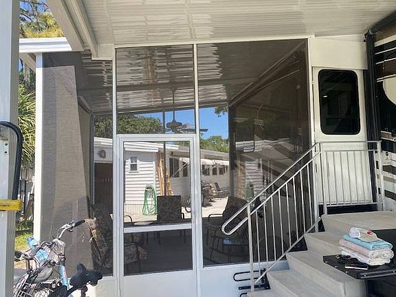 3rd image of 6203 Banyan Meadow Pl