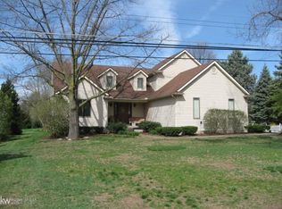 53497 Jewell Rd, Shelby Township, MI 48315