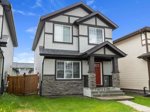 15927 13th Ave SW, Edmonton, AB T6W 3N6