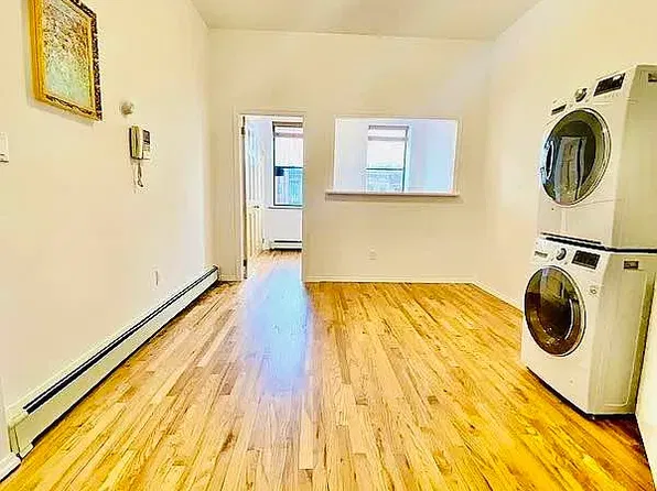95 Allen St #4E, New York, NY 10002