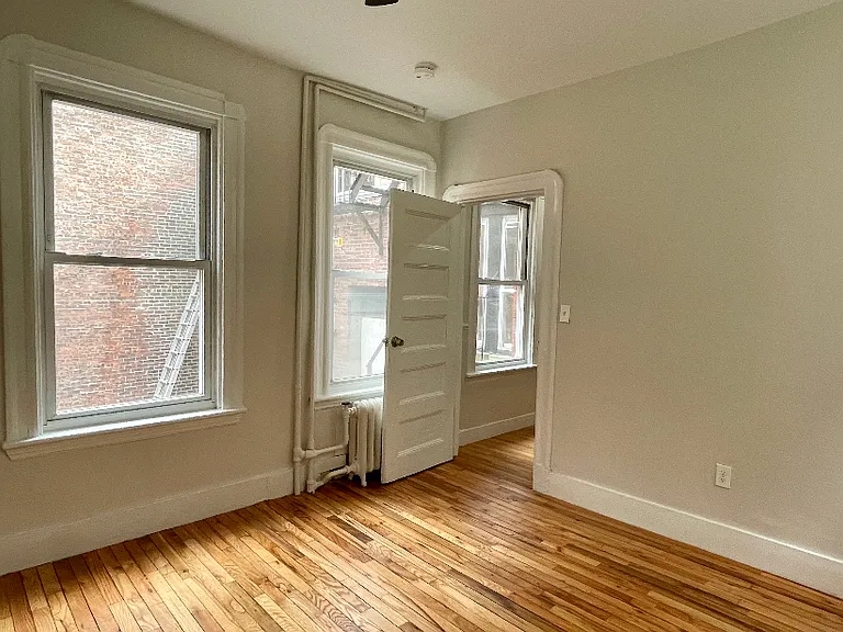 13 Anderson St #2 — Photo 7