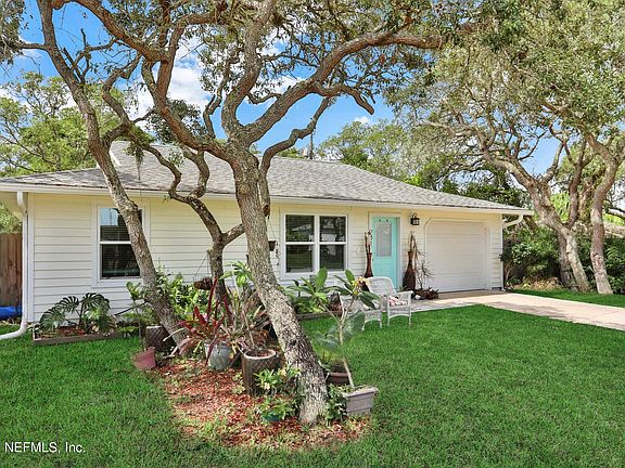 3rd image of 241 Tropic Way