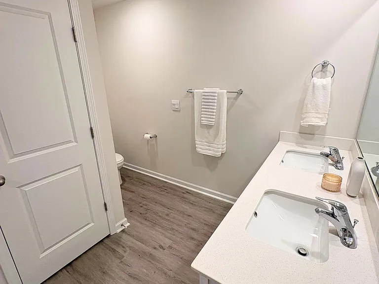 5528 Avery Dr — Photo 13