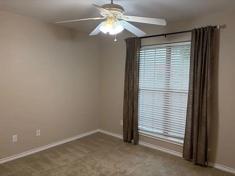 4343 Garden Grove Ln — Photo 5