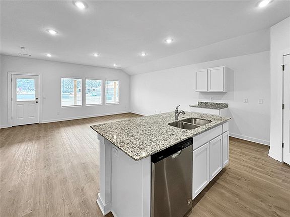 7th image of this home