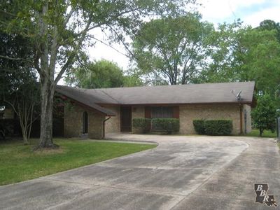 112 Rosedown St, Thibodaux, LA, 70301