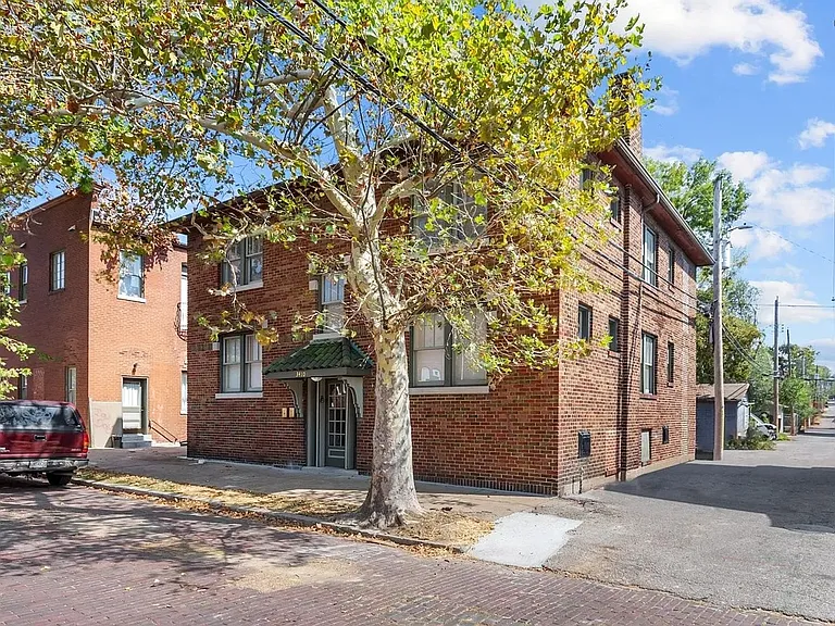 3410 Virginia Ave — Photo 2
