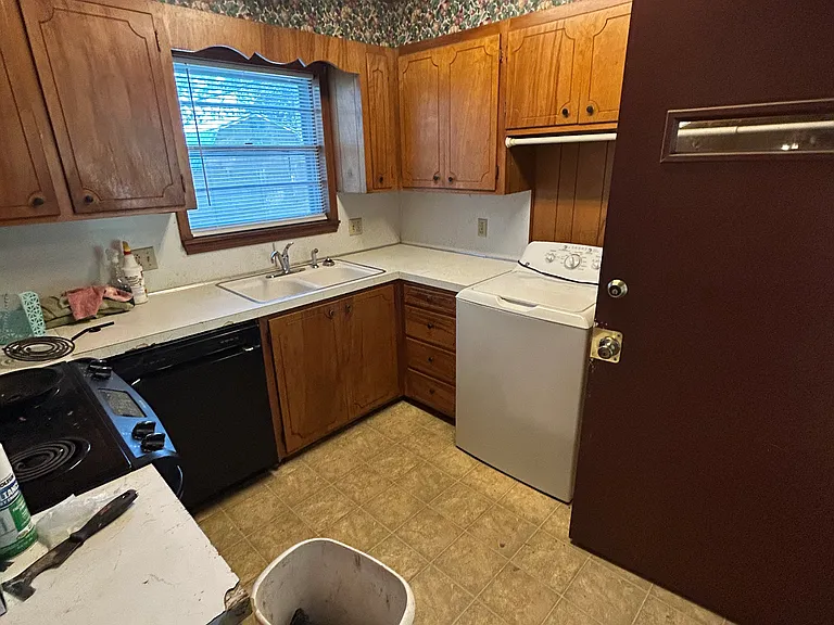 112 Chrisp Ave — Photo 14