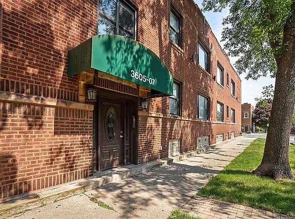2nd image of 3605 N Albany Ave #1