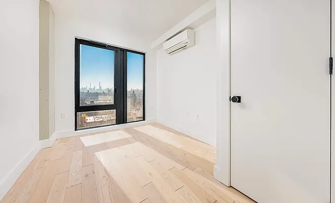 Rented by REAL New York | media 10