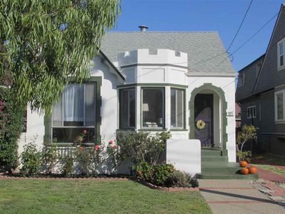 325 Santa Clara Ave, Alameda, CA, 94501