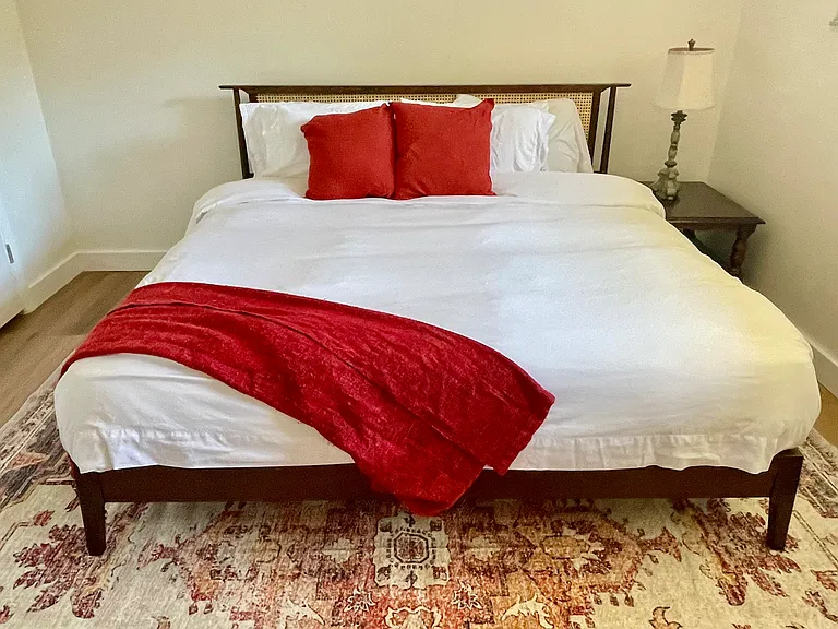 NW 47th Pl — Photo 11