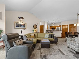 Ridgedale, Hartford, WI 53027
