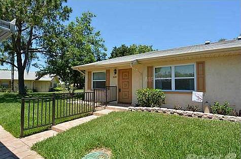 3rd image of 2225 Grenadier Dr