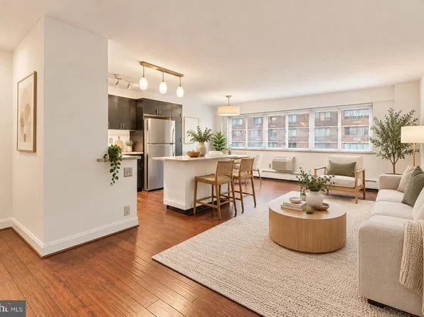 1900 John F Kennedy Blvd APT 821, Philadelphia, PA 19103