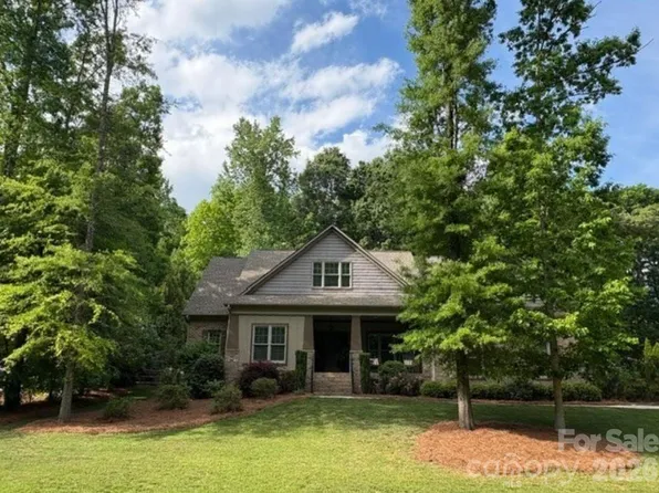 129 Buckingham Place Rd, Mooresville, NC 28115