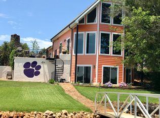 1122 Meares Dr, Seneca, SC 29672
