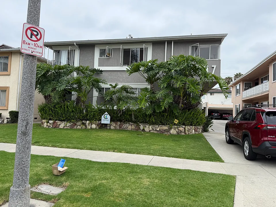 1037 S Holt Ave #3