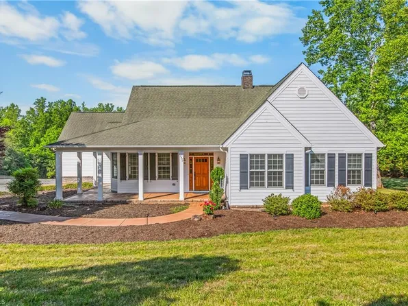 7950 Haviland Ct, Pfafftown, NC 27040