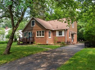 2582 Wildwood Rd, Columbus, OH 43231