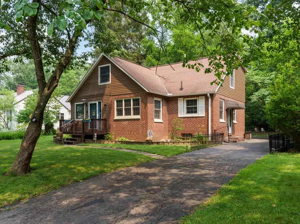 2582 Wildwood Rd, Columbus, OH 43231