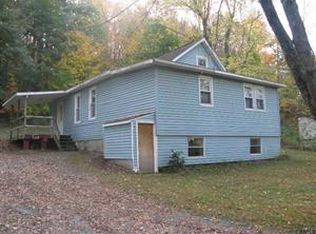93 Pershing Ave, Wynantskill, NY 12198