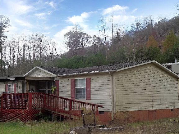 3rd image of 3 Shadow Oaks Dr