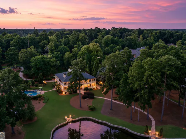1581 Lighthouse Cir, Greensboro, GA 30642