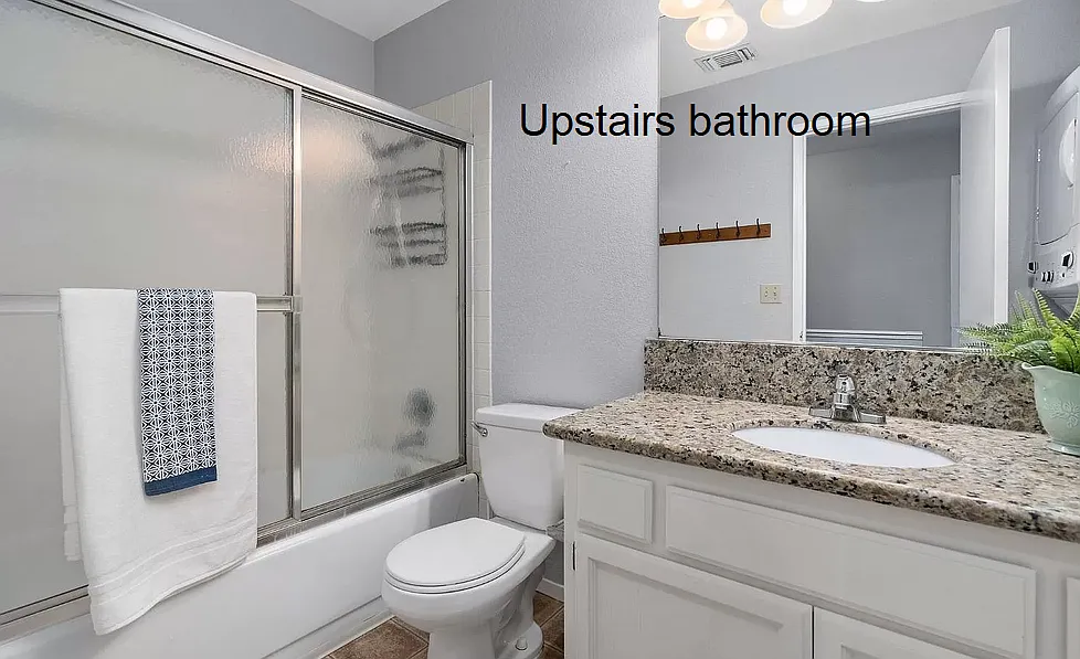 3 bed, 1368 sqft, $2,400 — Photo 4