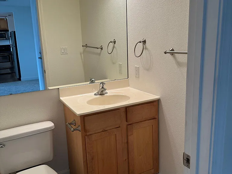 5330 Pershing Ave #503 — Photo 2