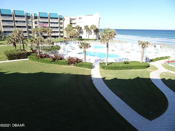 5th image of 4501 S Atlantic Ave APT 303