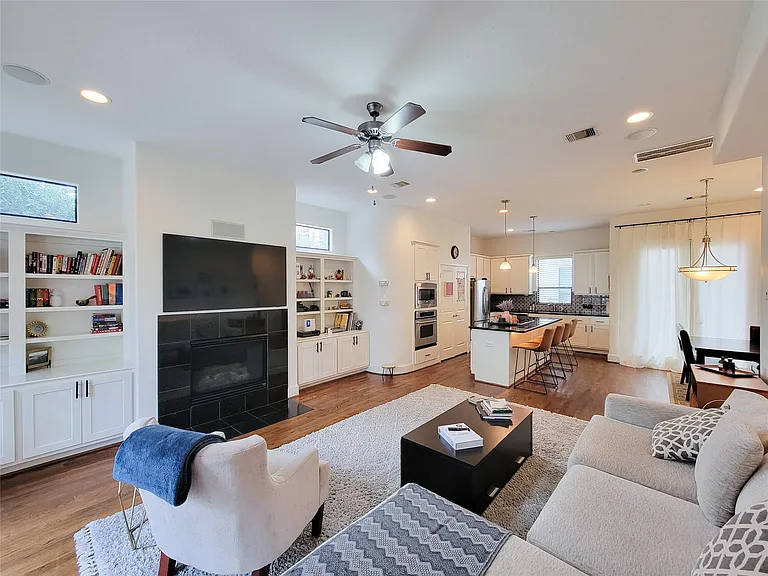 403 Jackson Hill St — Photo 25