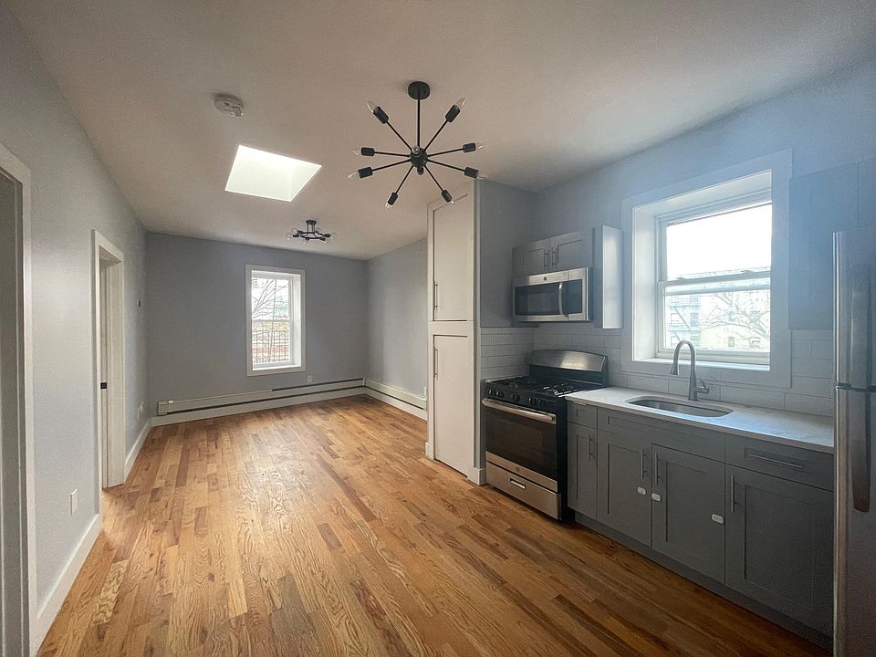 1st image of 161 Bergen Ave #5E