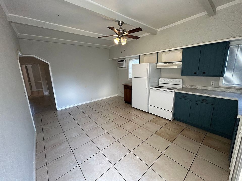 1st image of 612 26th St W APT 1