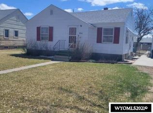 804 Grace Ave, Worland, WY 82401