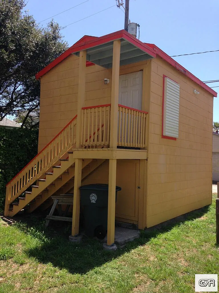 *Single Family Rental — Photo 1