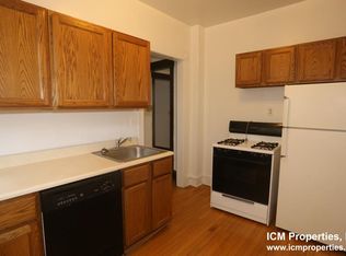 3503 N Greenview Ave #1F, Chicago, IL 60657